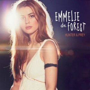 De nieuwe single van Emmelie de Forest.